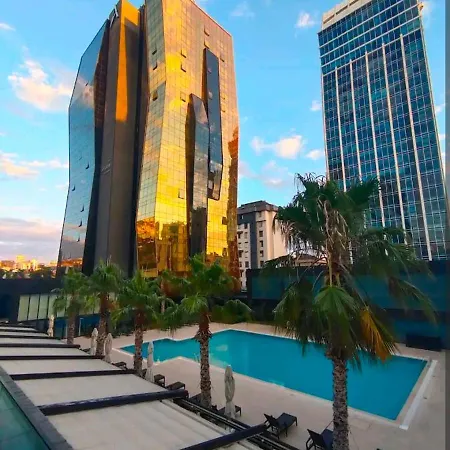With Incredible View Of The Sea Near Metro Station Appartement